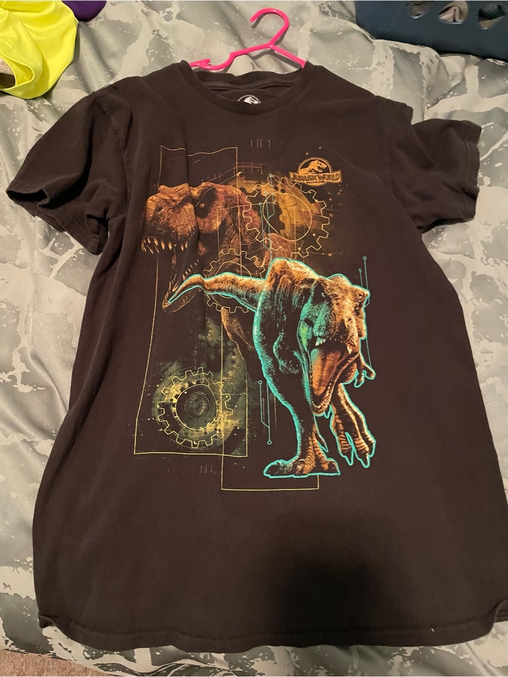 Jurassic World Men’s Black Short Sleeve Graphic T‑Shirt - Dinosaur Print